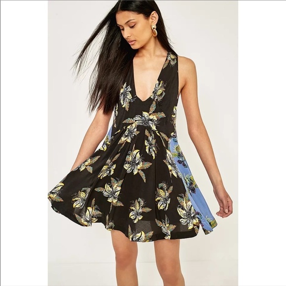 Free People Thought I Was Dreaming Black And Blue Floral Mini Dress  XS - Picture 1 of 16